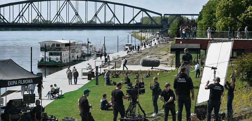 Toruń znów trafi do filmu. Na starówkę wchodzi ekipa wielkiego Reżysera