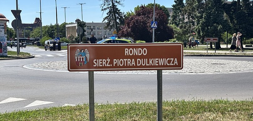 25-letni policjant oddał życie ratując drugiego człowieka