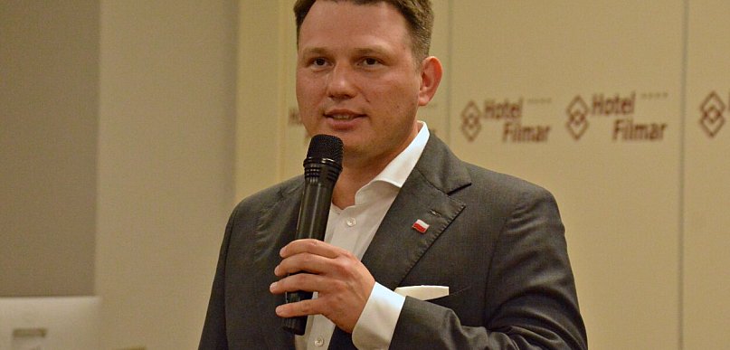 Mentzen przyjechał do Torunia z nowym projektem. Tematem była edukacja [FOTO]