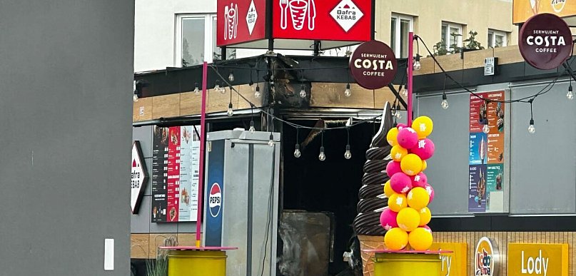Ktoś podpalił budkę z kebabem? Strażacy podali wstępne ustalenia