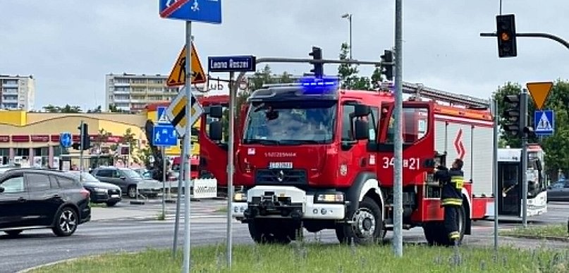 Huk w godzinach porannego szczytu. Służby ruszyły na jedno z... [FOTO]