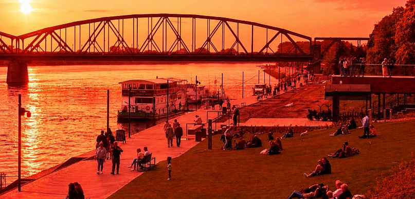 Niewidzialne zagrożenie nad Toruniem. Bez osłony lepiej nie wychodź z domu