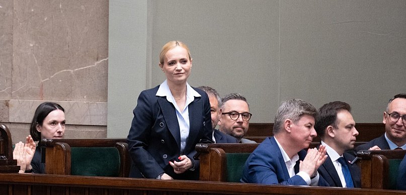 Połowa Polaków chce dymisji ministry zdrowia. Wyborcy koalicji myślą inaczej