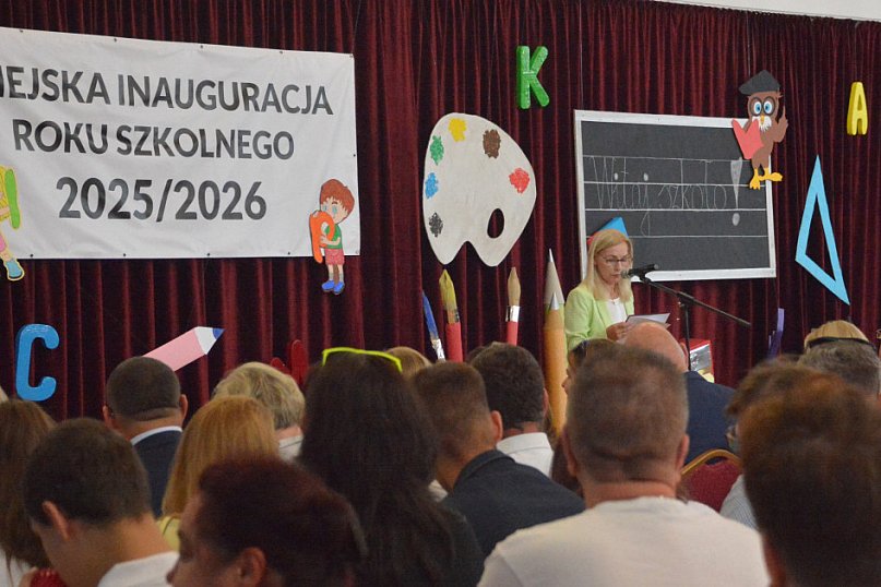 Zespół Szkół nr 19 - rozpoczęcie roku szkolnego