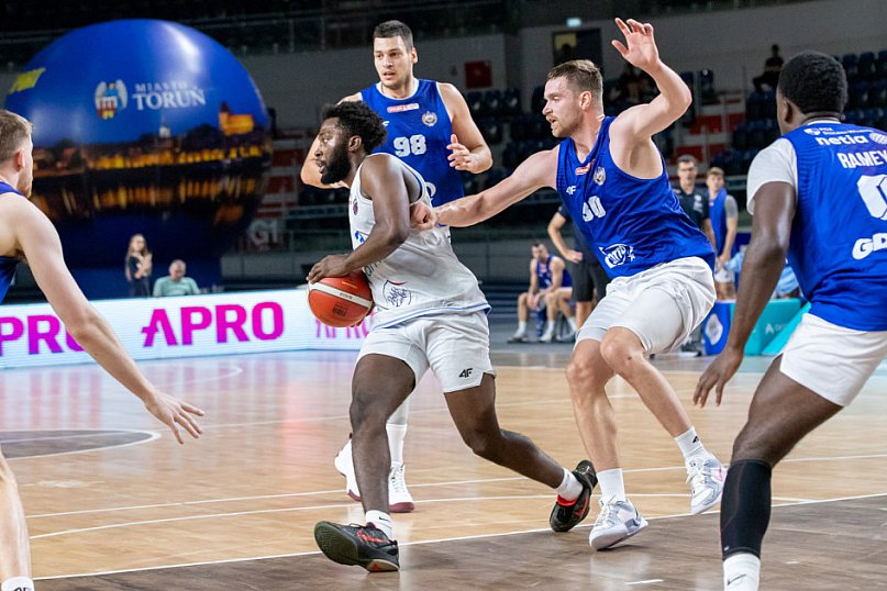 Nowy sezon w Twardych Piernikach