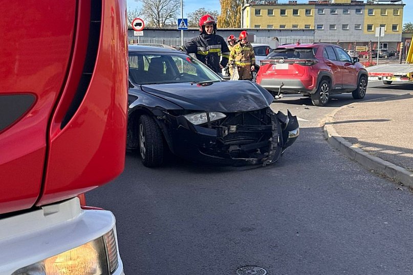 Kolizja na ul. Zaułek Dworcowy w Toruniu