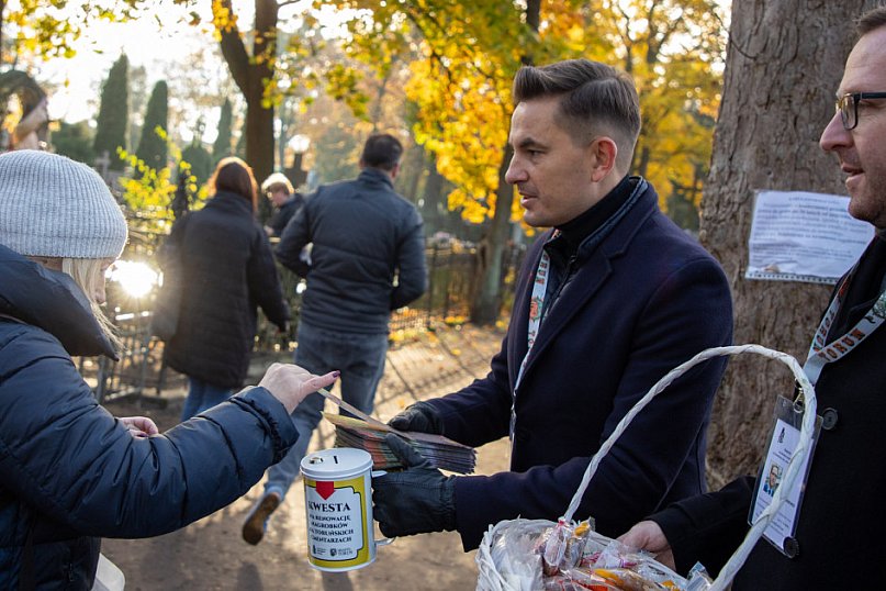 Kwesta na cmentarzu  Ś. Jerzego