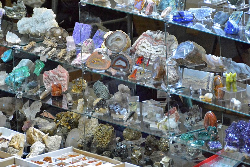 Giełda Biżuterii i Minerałów w Toruniu