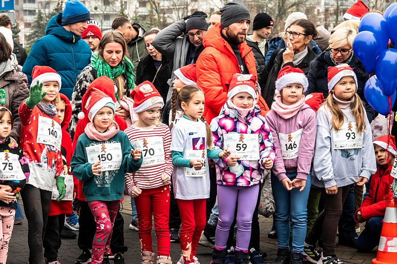 Mikołajkowe biegi dzieci
