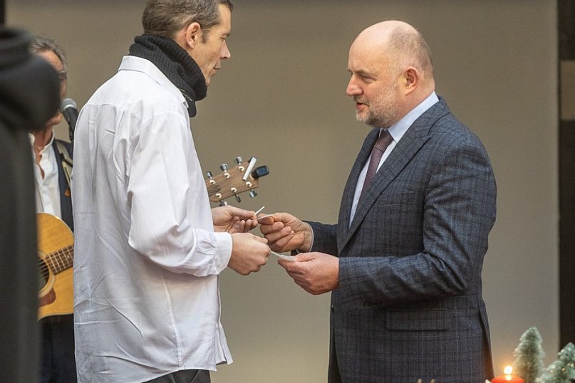 Marszałek spotkał się z bezdomnymi