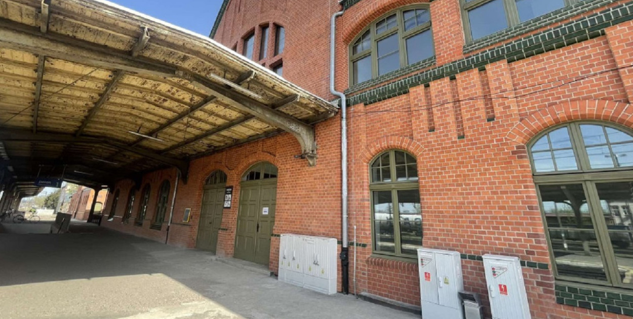 Pobicie na dworcu Toruń Wschodni. Interweniowali sokiści i policja