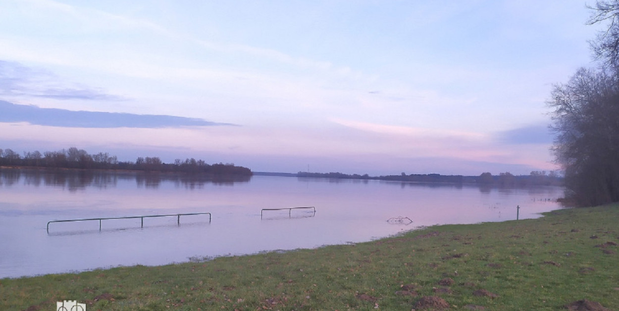 Alert IMGW dla Kujaw i Pomorza. Toruń w obszarze podwyższonego ryzyka