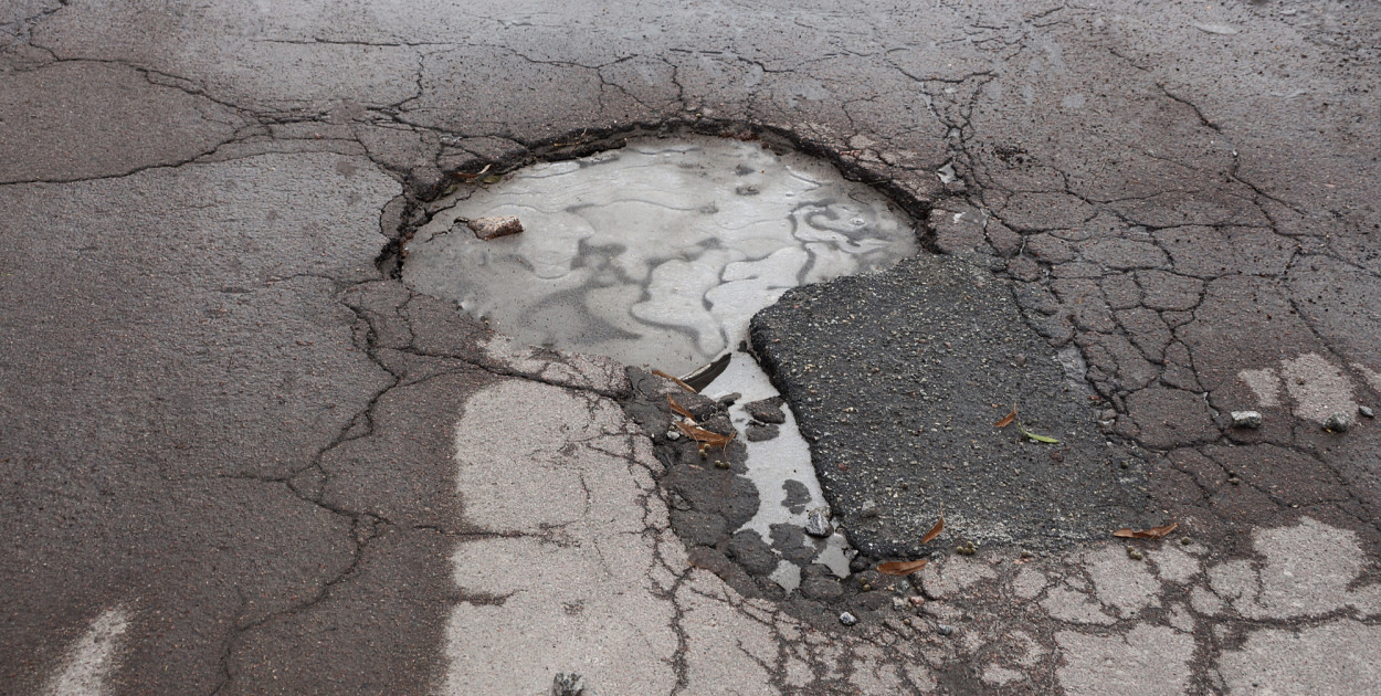 Toruń: Drogowcy ruszają z łataniem dziur. Te ulice lecą na pierwszy ogień