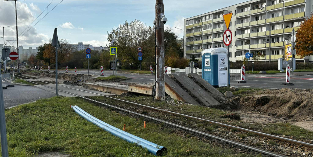 Rozkopane torowiska w Toruniu. Co się dzieje na nich teraz?