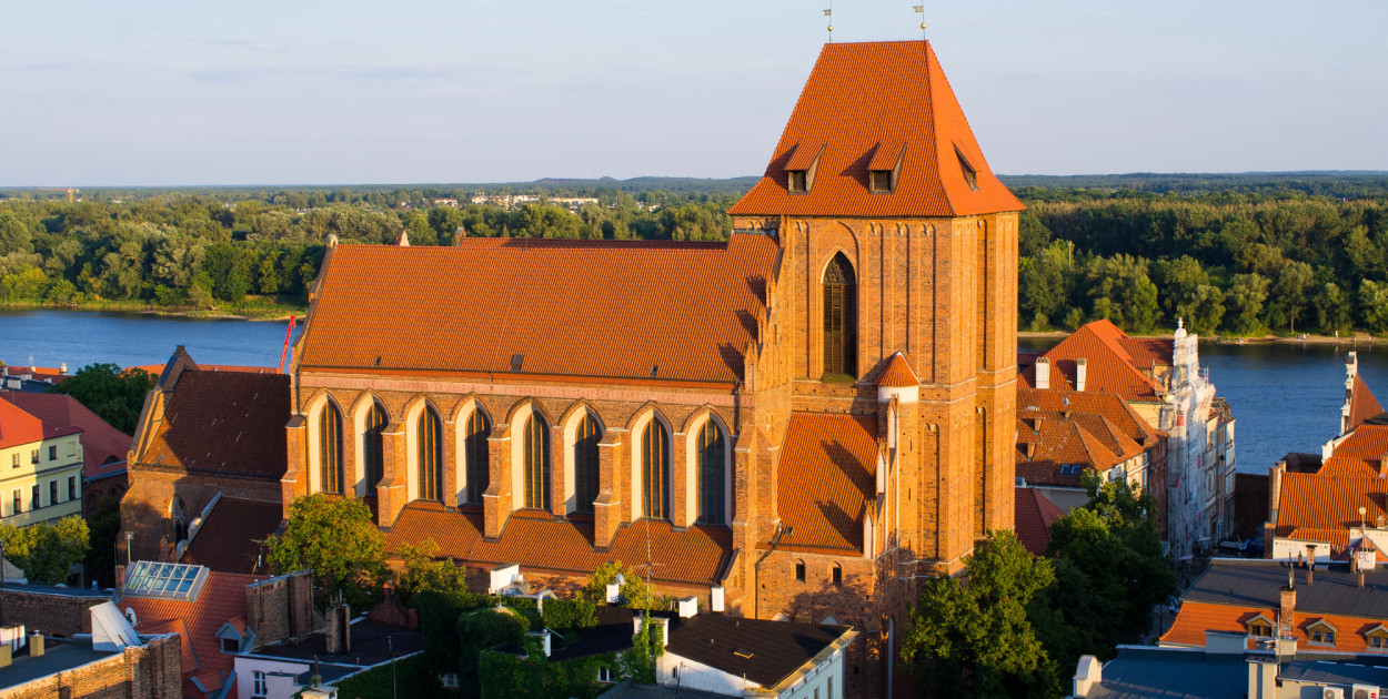 Niecodzienna decyzja w Toruniu. Msza w katedrze po niemiecku!?