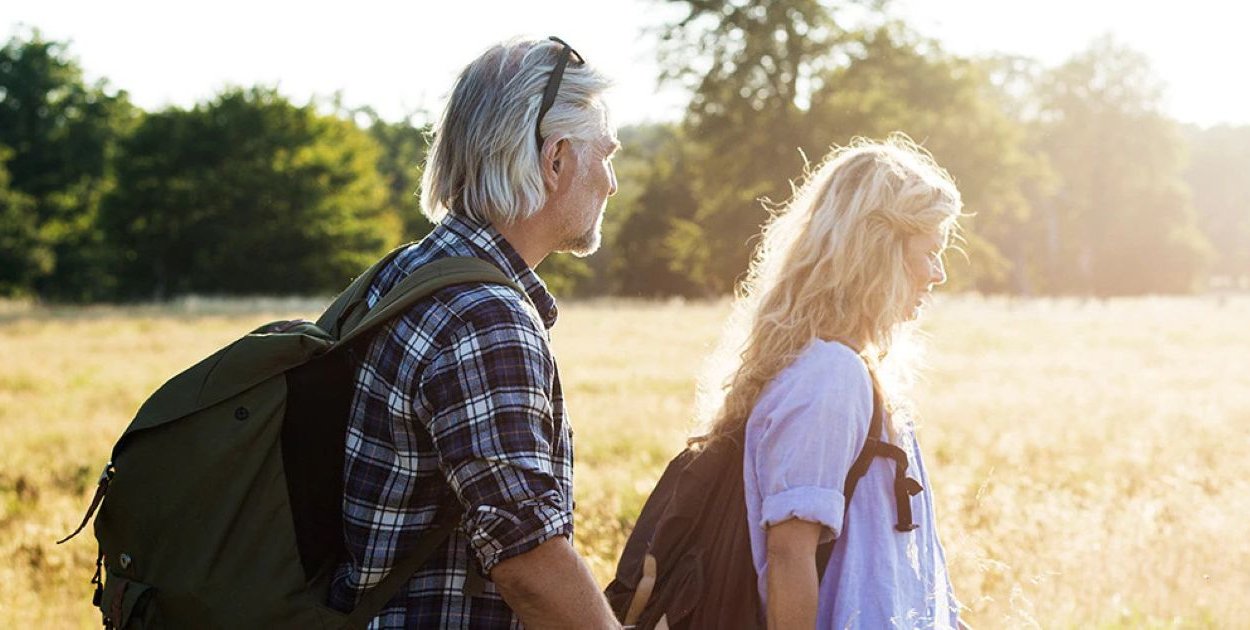 Pieluchomajtki elastyczne TENA Stretch ProSkin – komfort i wsparcie dla osób z nie