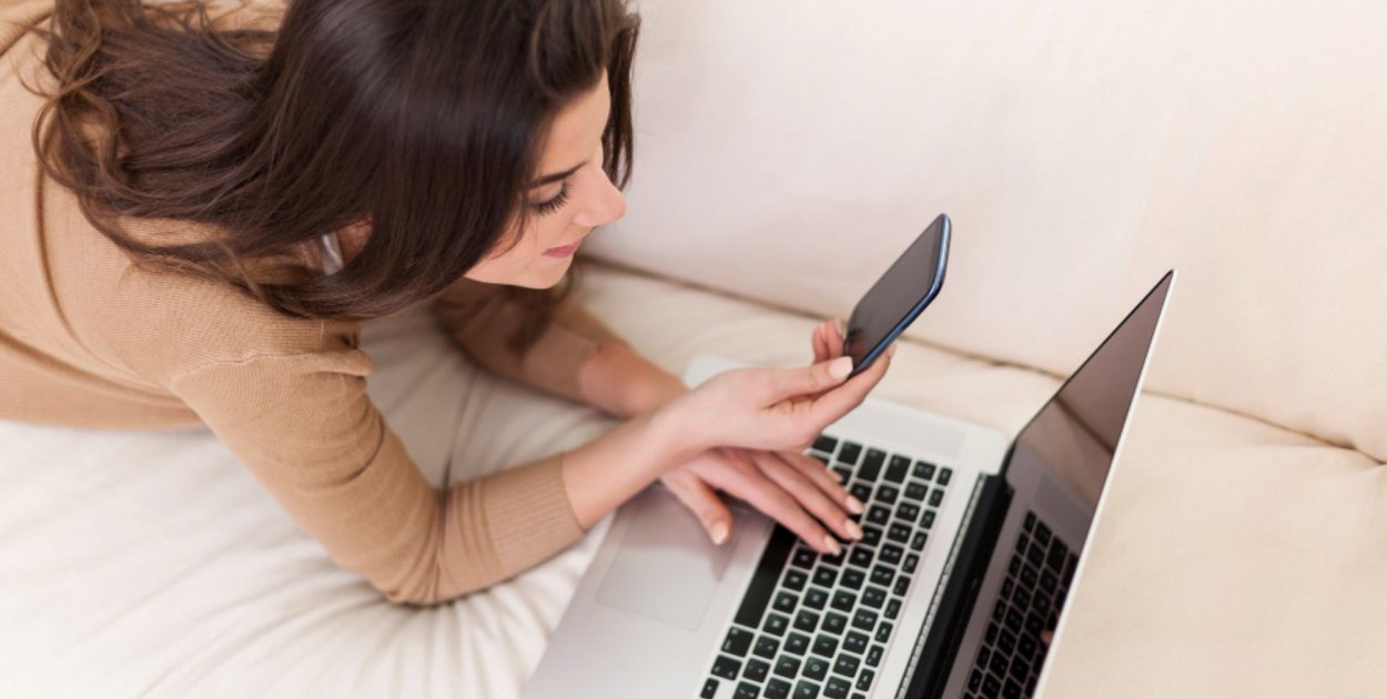 Czy automatyzacja procesów rezerwacji online wpływa na redukcję kosztów administra