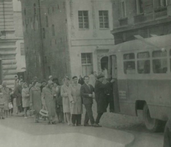 Historia MZK w Toruniu zatrzymana w kadrach.