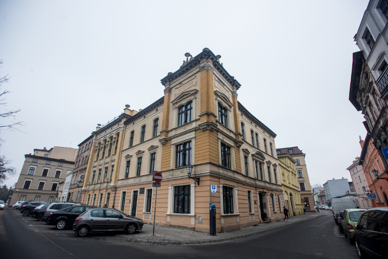 Ul. Wysoka 16, budynek Towarzystwa Naukowego w Toruniu - w tym miejscu mieściła się synagoga (do 1847 roku), fot. Tomasz Berent